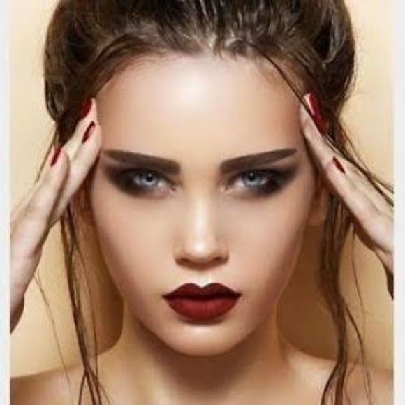 'Crimson Crush' 43 Sephora cream lip stain - Picture 2 of 6